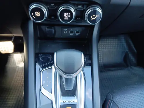 Renault Arkana E-Tech 145 R.S. Line - Photo 14