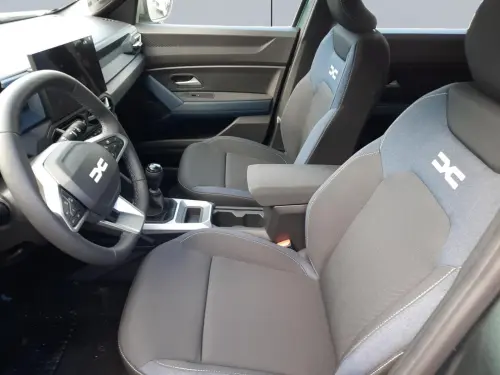 Dacia Bigster Mild Hybrid 140 Expression - Photo 9