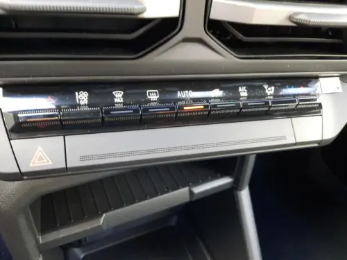 Dacia Bigster Mild Hybrid 140 Expression - Photo 15