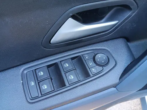 Dacia Duster Hybrid 140 Journey - Photo 10