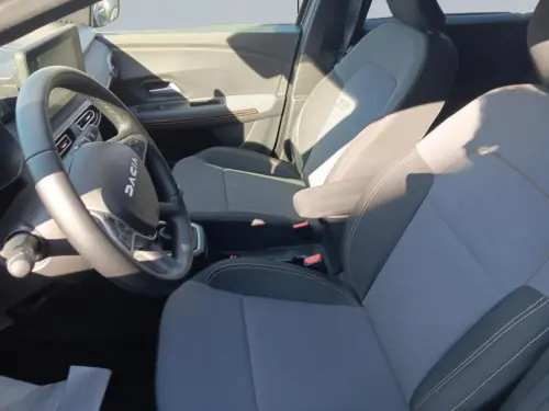 Dacia Jogger ECO-G 100 7 places GSR2 Extreme + - Photo 9