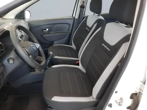 Dacia Sandero SCe 75 Evasion - Photo 9