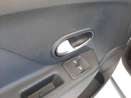 Dacia Sandero SCe 75 Evasion - Photo 10