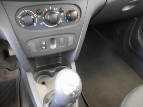 Dacia Sandero SCe 75 Evasion - Photo 14