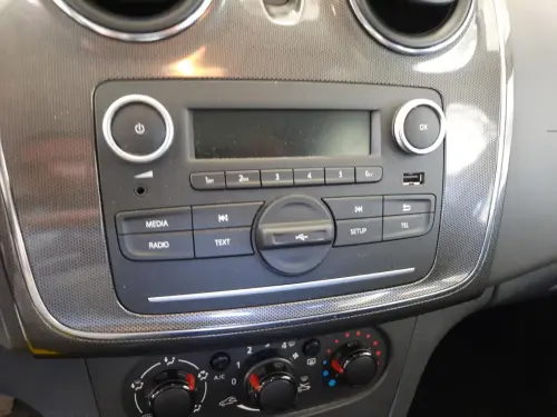 Dacia Sandero SCe 75 Evasion - Photo 15