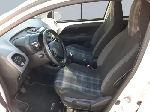 Peugeot 108 VTi 72ch BVM5 Style - Photo 9