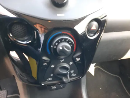 Peugeot 108 VTi 72ch BVM5 Style - Photo 14