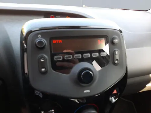 Peugeot 108 VTi 72ch BVM5 Style - Photo 15