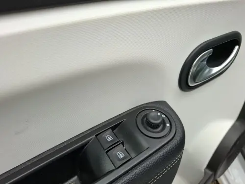 Renault Twingo E-Tech Twingo III E-Tech Techno - Photo 10