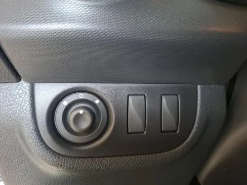 Dacia Sandero SCe 75 Confort - Photo 17