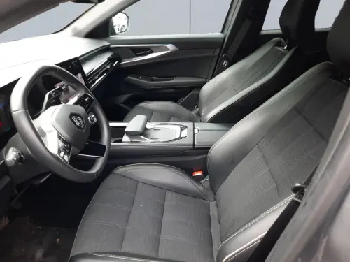 Renault Austral E-Tech hybrid 200 Iconic - Photo 9