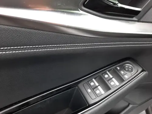 Renault Austral E-Tech hybrid 200 Iconic - Photo 10