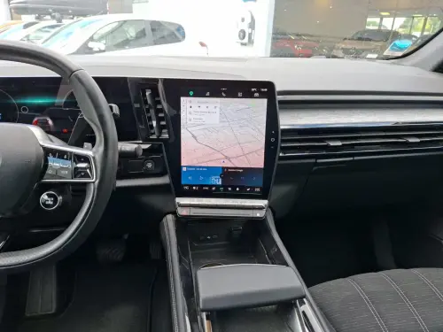 Renault Austral E-Tech hybrid 200 Techno - Photo 13