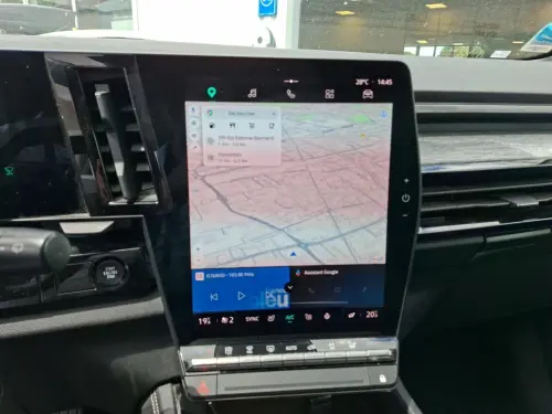 Renault Austral E-Tech hybrid 200 Techno - Photo 18