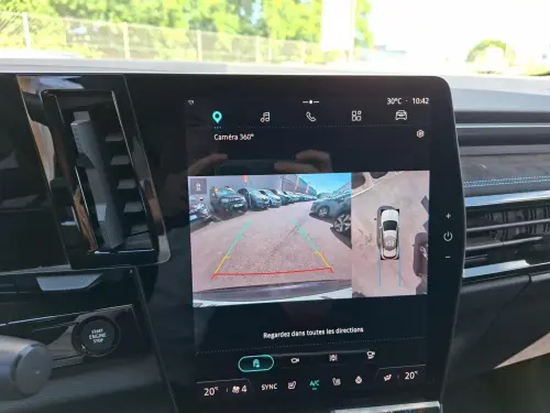 Renault Austral E-Tech hybrid 200 Iconic esprit Alpine - Photo 18