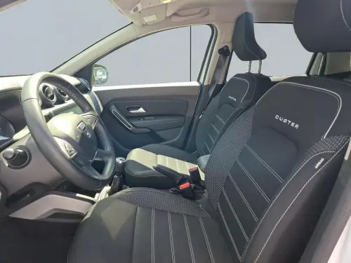 Dacia Duster ECO-G 100 4x2 Prestige + - Photo 9