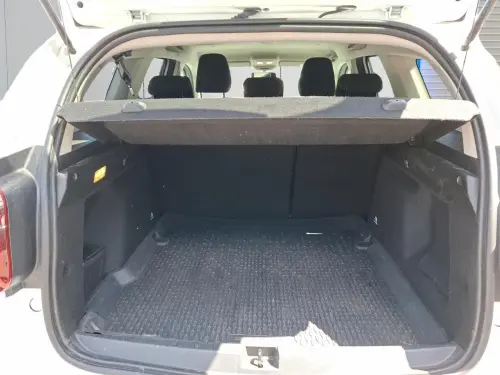 Dacia Duster ECO-G 100 4x2 Prestige + - Photo 17