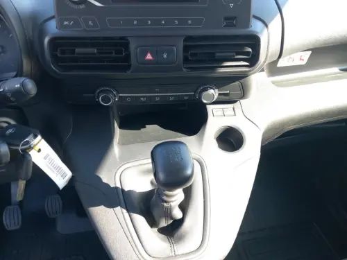 Toyota Proace PROACE CITY CA LONG 1.2L 110 VVT-i BVM6 DYNAMIC - Photo 14