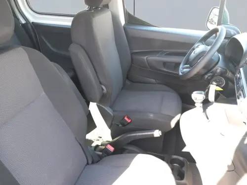 Toyota Proace PROACE CITY CA LONG 1.2L 110 VVT-i BVM6 DYNAMIC - Photo 16
