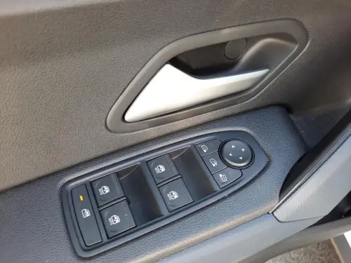 Dacia Duster Hybrid 140 Journey - Photo 10