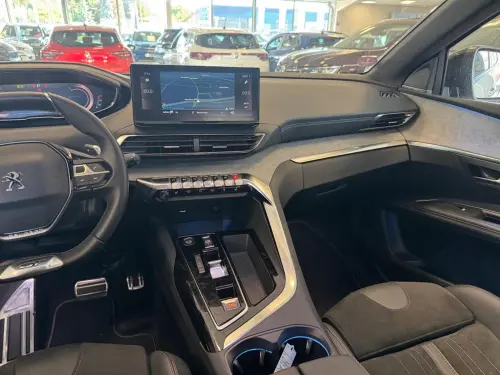 Peugeot 3008 Hybrid 136 e-DCS6 GT - Photo 11