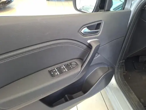 Renault Captur E-Tech full hybrid 145 Techno - Photo 8