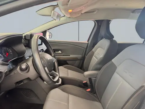 Dacia Jogger TCe 110 7 places Extreme + - Photo 8