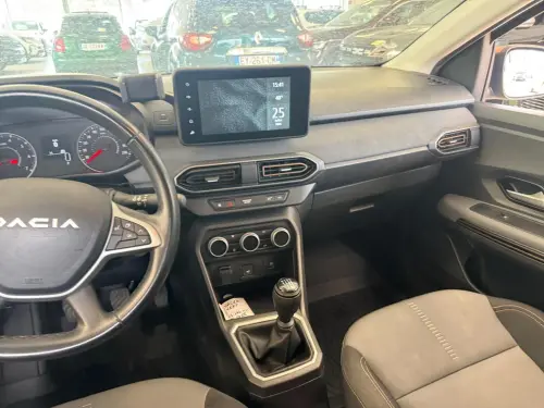 Dacia Jogger TCe 110 7 places Extreme + - Photo 12