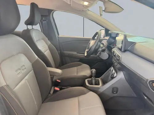 Dacia Jogger TCe 110 7 places Extreme + - Photo 14