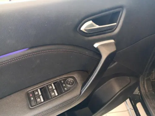 Renault Captur E-Tech full hybrid 145 Iconic - Photo 9