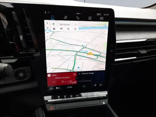 Renault Austral E-Tech hybrid 200 Techno - Photo 15