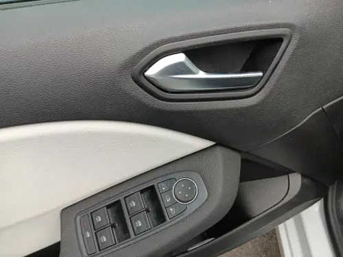 Renault Clio Clio E-Tech full hybrid 145 Techno - Photo 9