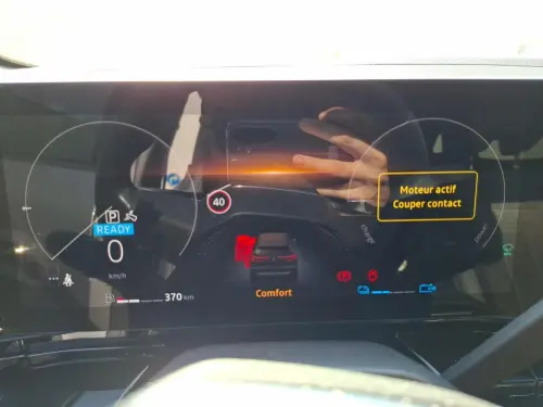 Renault Austral E-Tech hybrid 200 Techno - Photo 11