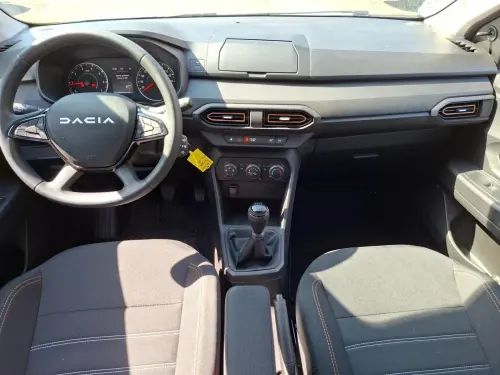 Dacia Sandero TCe 90 Stepway Essential - Photo 12