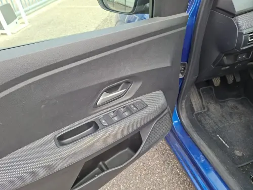 Dacia Sandero ECO-G 100 Expression - Photo 8