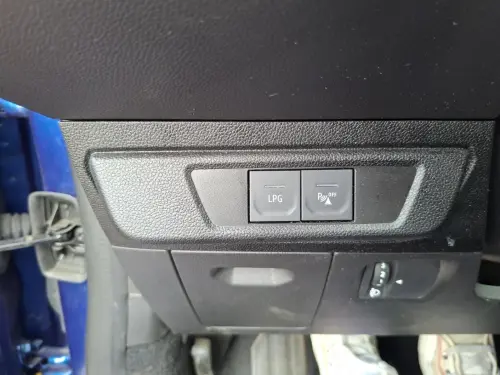 Dacia Sandero ECO-G 100 Expression - Photo 18