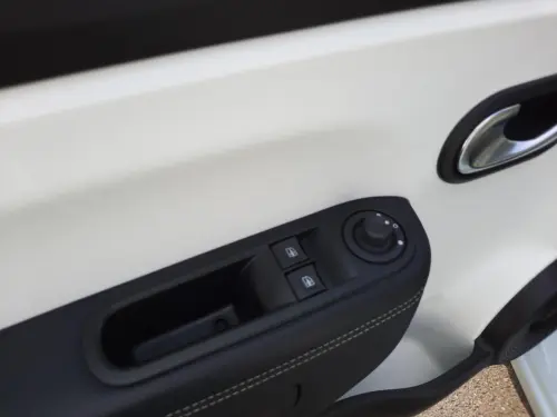Renault Twingo E-Tech Twingo III E-Tech Techno - Photo 10