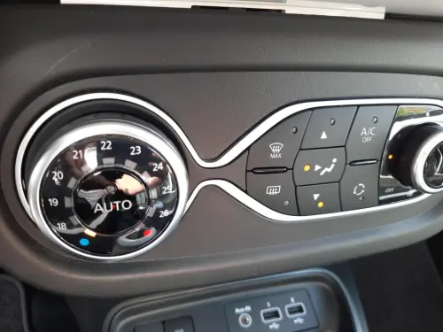 Renault Twingo E-Tech Twingo III E-Tech Techno - Photo 13