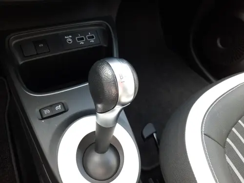 Renault Twingo E-Tech Twingo III E-Tech Techno - Photo 14