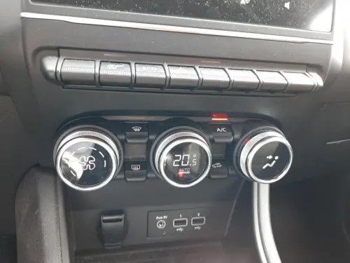 Renault Captur TCe 130 EDC FAP Zen - Photo 15