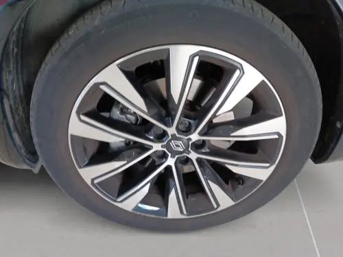 Renault Austral E-Tech hybrid 200 Techno - Photo 8
