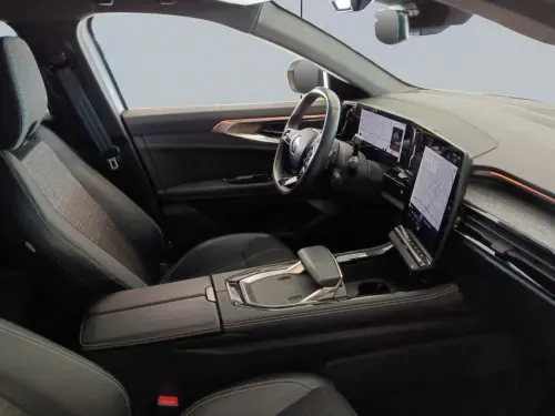 Renault Austral E-Tech hybrid 200 Techno - Photo 16