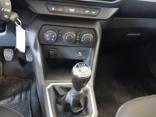 Dacia Sandero TCe 90 - 22 Confort - Photo 14