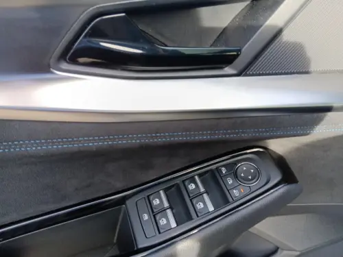Renault Austral E-Tech hybrid 200 Iconic esprit Alpine - Photo 10