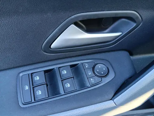 Dacia Duster Mild Hybrid 140 Journey - Photo 10