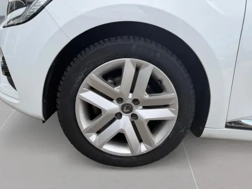 Renault Clio Clio E-Tech 140 - 21 Business - Photo 8