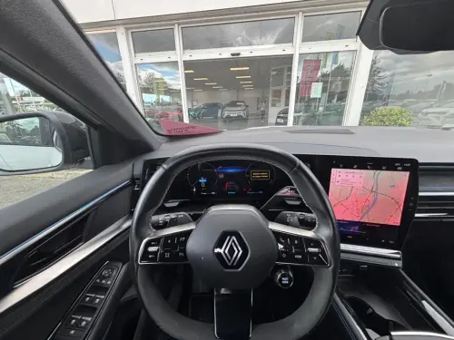 Renault Austral E-Tech hybrid 200 Techno esprit Alpine - Photo 13