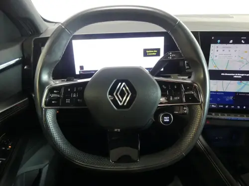 Renault Austral E-Tech hybrid 200 Iconic - Photo 12