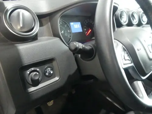 Dacia Duster ECO-G 100 4x2 Confort - Photo 15