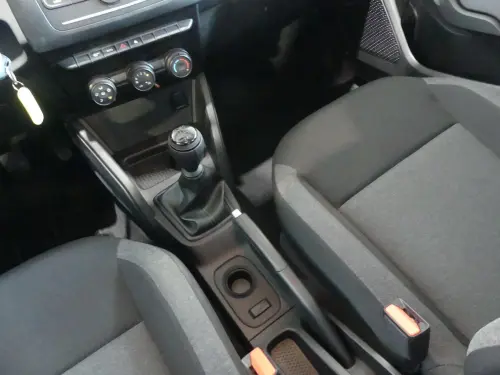 Dacia Duster ECO-G 100 4x2 Essential - Photo 16